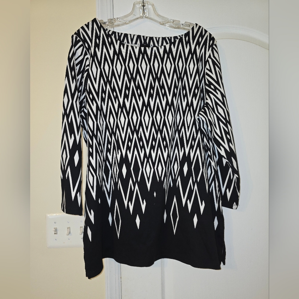 Refillable pullover top, sizeXXL, never worn